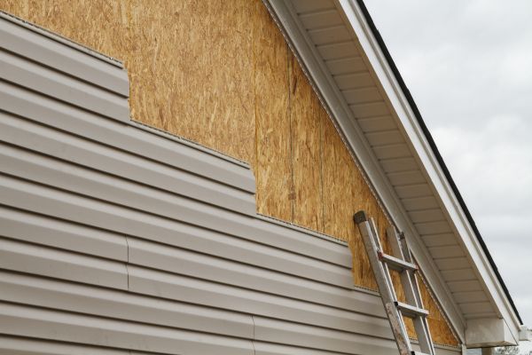 Loose Siding Replacement in Katy